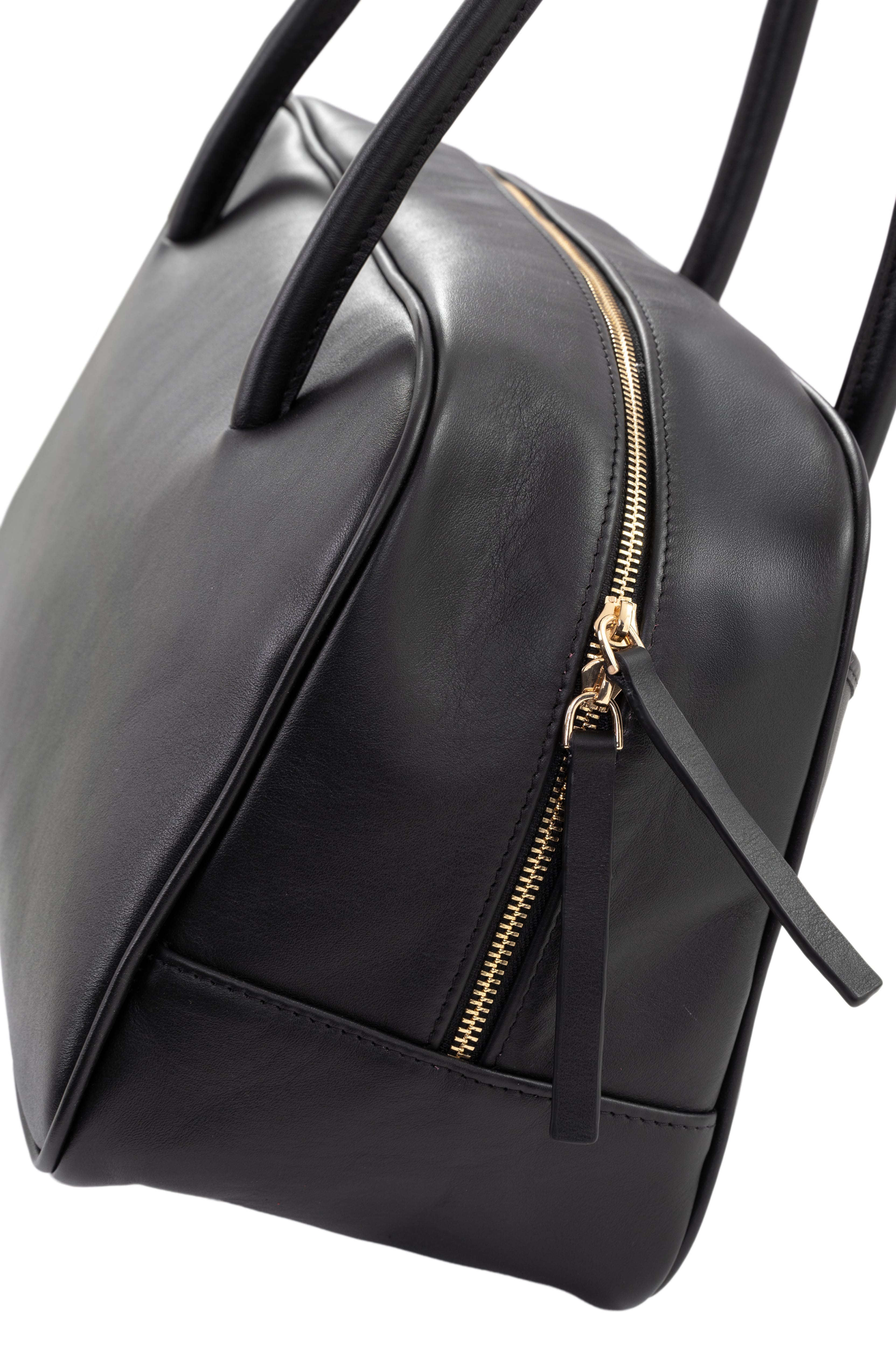 Poise Bag
